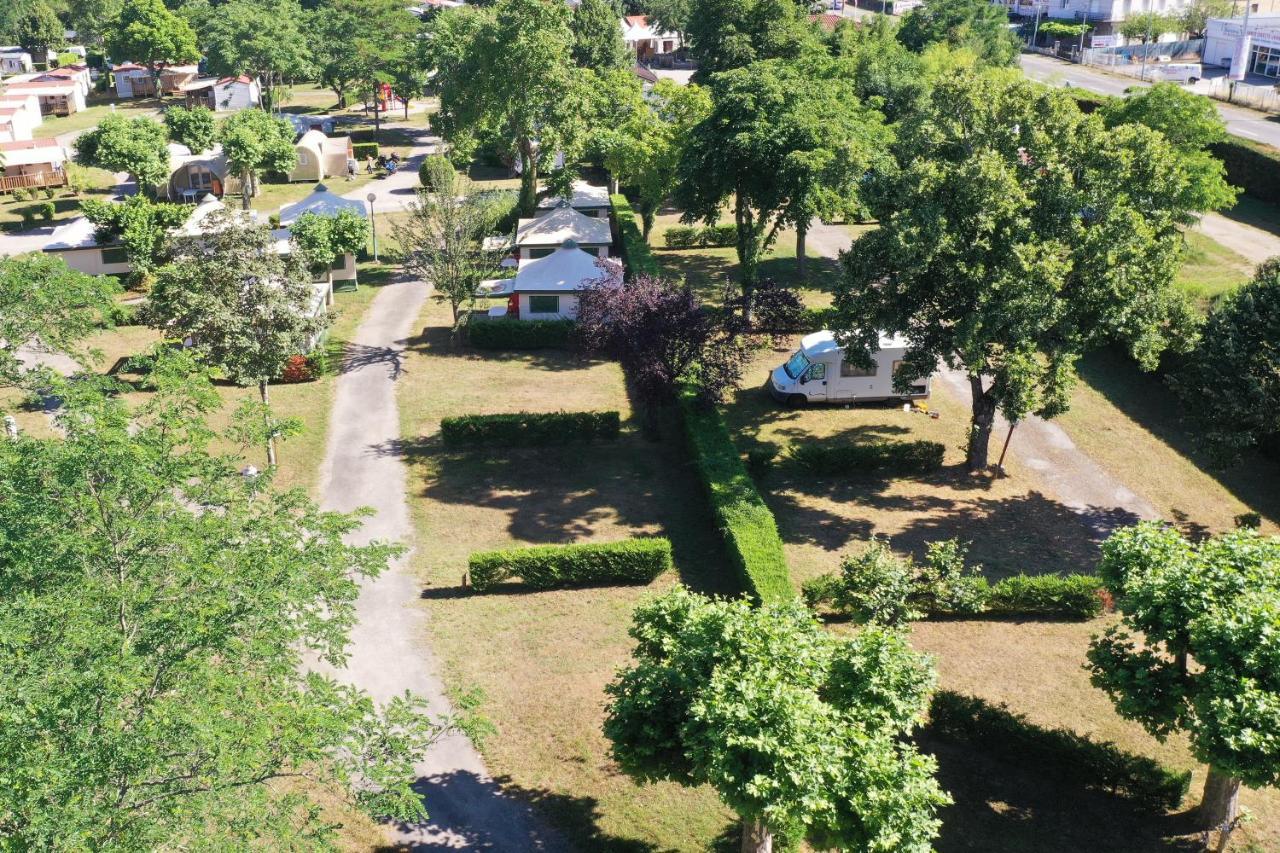 Camping Du Lac Foix Zewnętrze zdjęcie